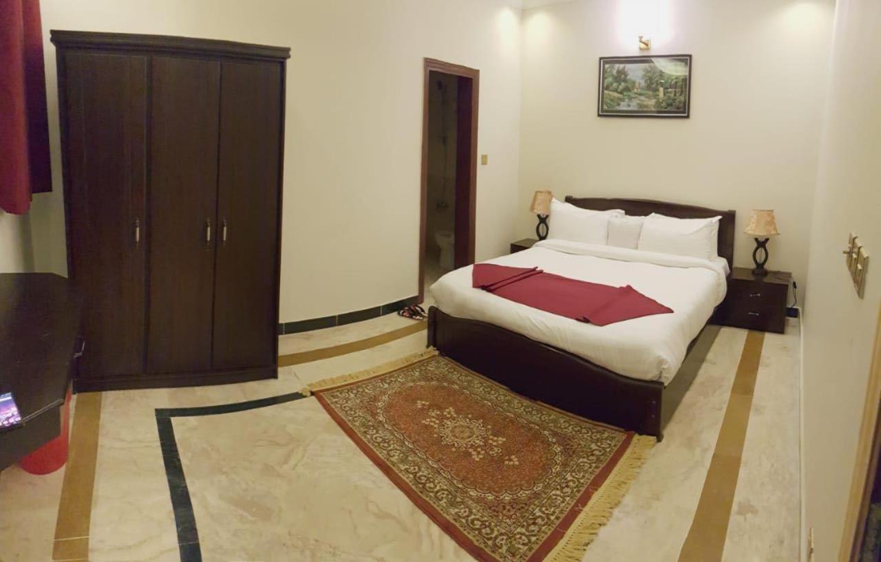 Triple One Hotel Suites Abbottabad Extérieur photo